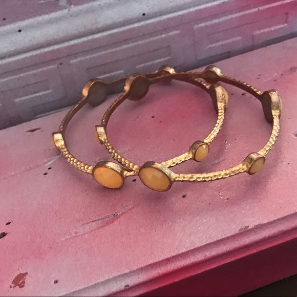 2 Bangles - Picture 2 of 3